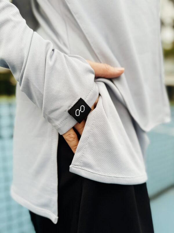 ESSENTIALS Long Sleeve Top V.01 - Gambar 3