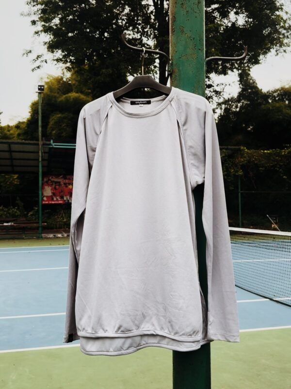 ESSENTIALS Long Sleeve Top V.01 - Gambar 4