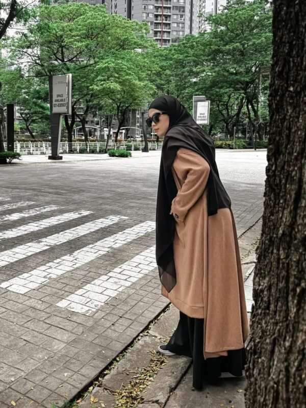 ILAYYA Long Hoodie - Gambar 2