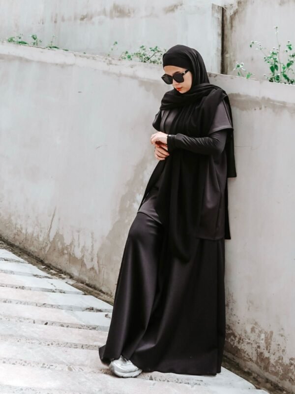 Voja Vest - Gambar 4